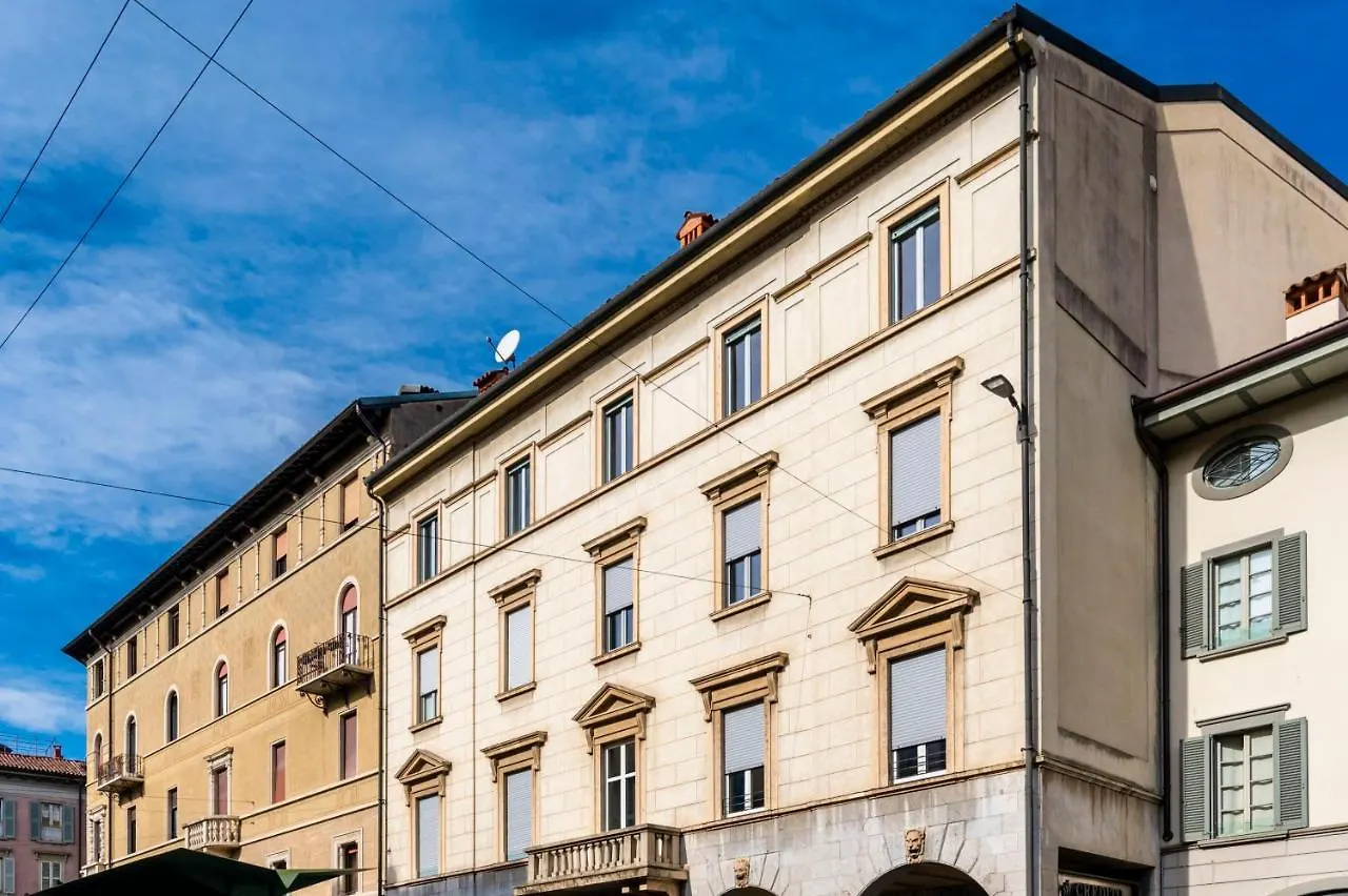 Lägenhet Casavacanza Orchidea 2 Bergamo