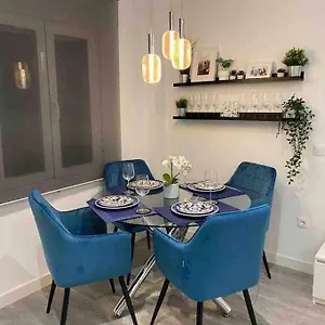 https://xii-apartamentos-morales-arnal.es-andalucia.com
